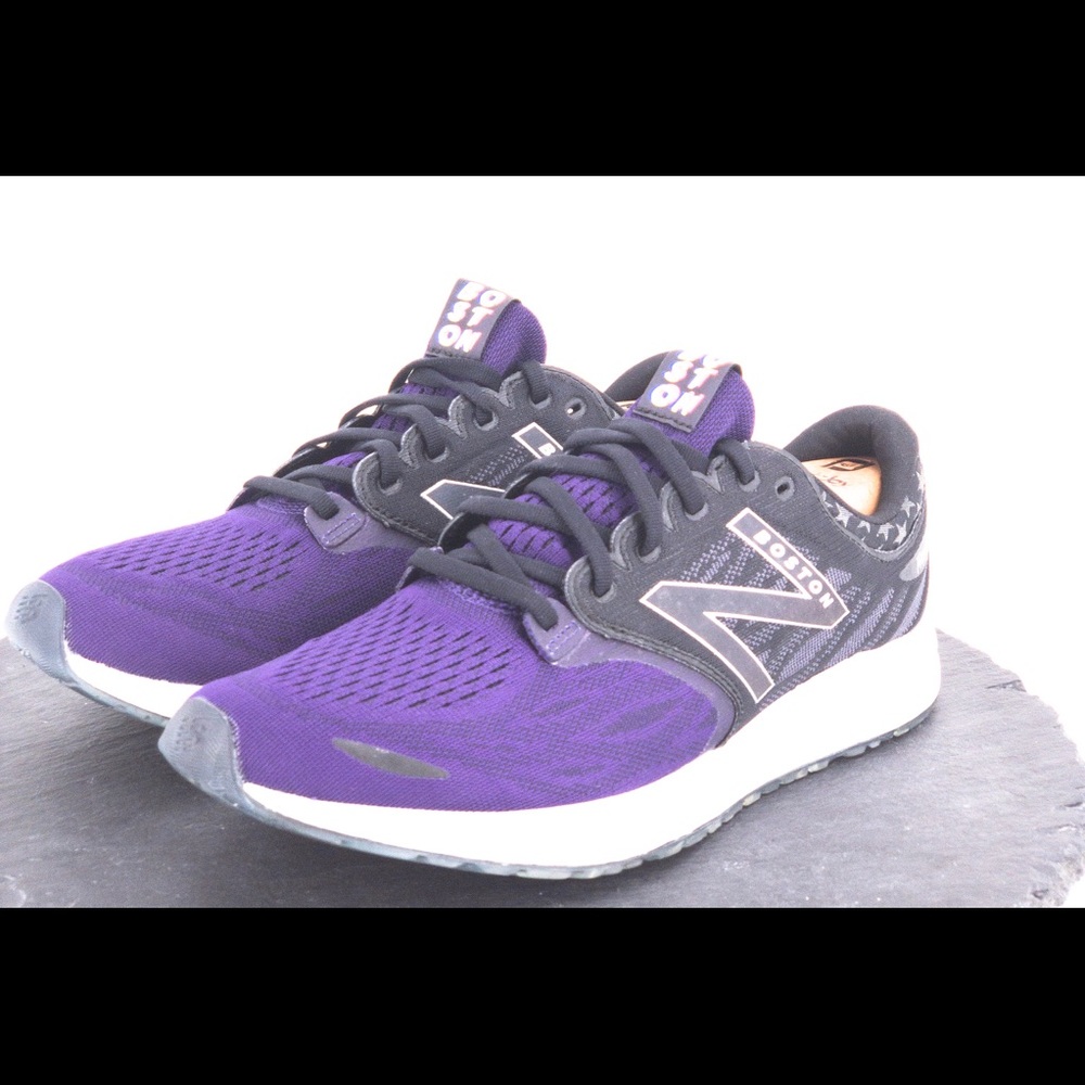 New Balance Boston Marathons mens Size 11.5